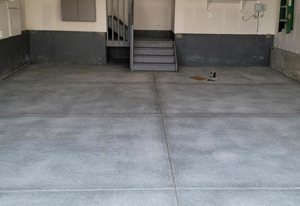 garage floors with a concrete slab that needs replacement